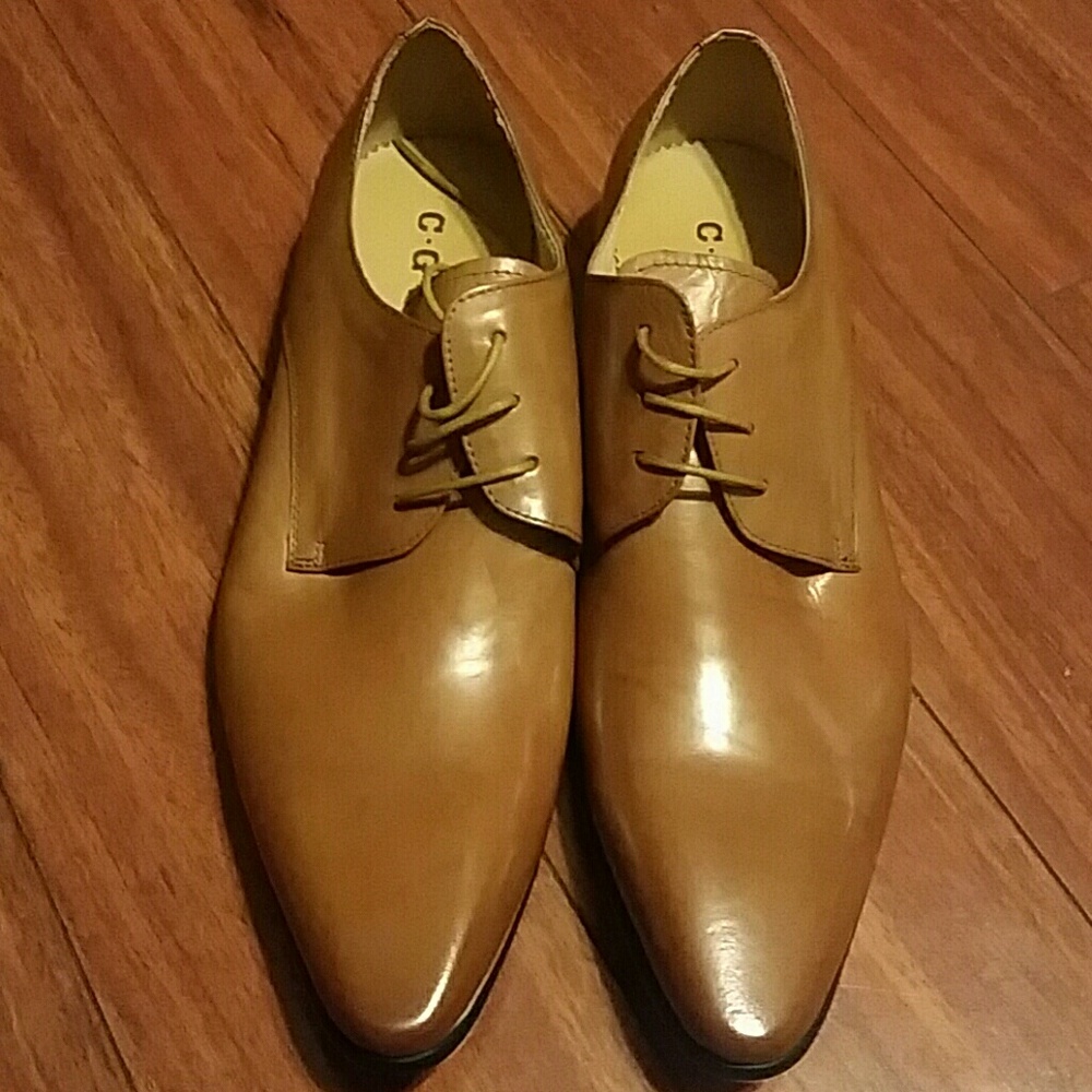 🏷$25 Men's CGNP dress shoes